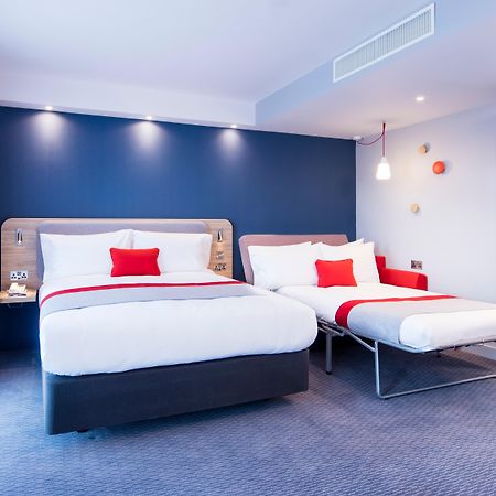 Holiday Inn Express Bridgwater M5, Jct24 By Ihg Eksteriør billede