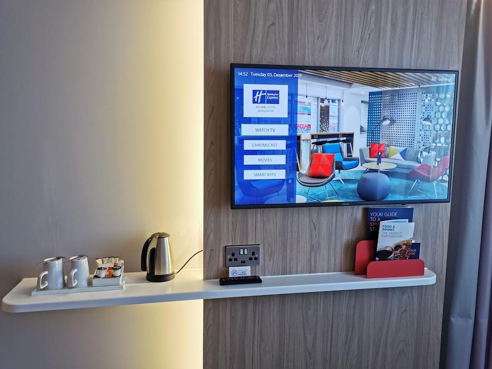 Holiday Inn Express Bridgwater M5, Jct24 By Ihg Eksteriør billede